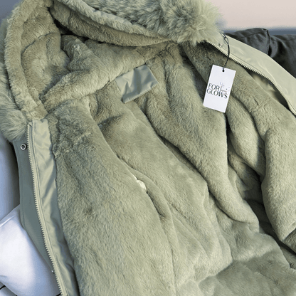 Trench Coat Feminino com Pelúcia e Capuz